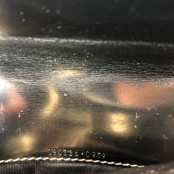 Authentic Rare Gucci Wallet - Picture 3 of 8